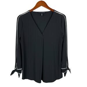 White House Black Market WHBM Blouse Black Contrast Bow Top Women's S